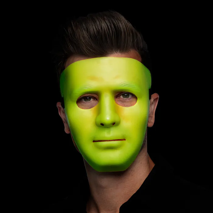 Glow-in-the-dark- Horror Mask for Adults Made of Latex, Mask for Halloween and Carnival - Image 5